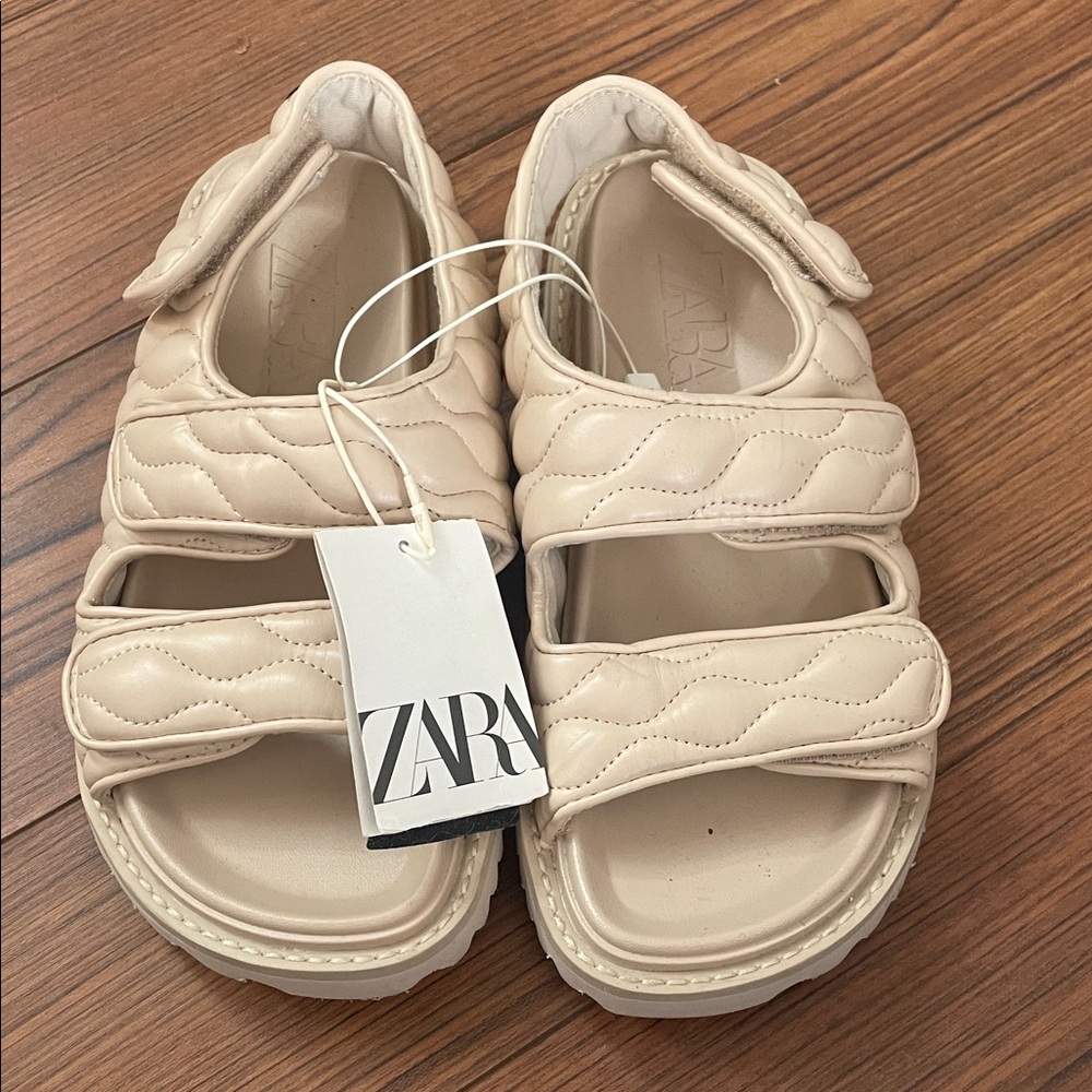 Zara Kids Beige Quilted Sandals